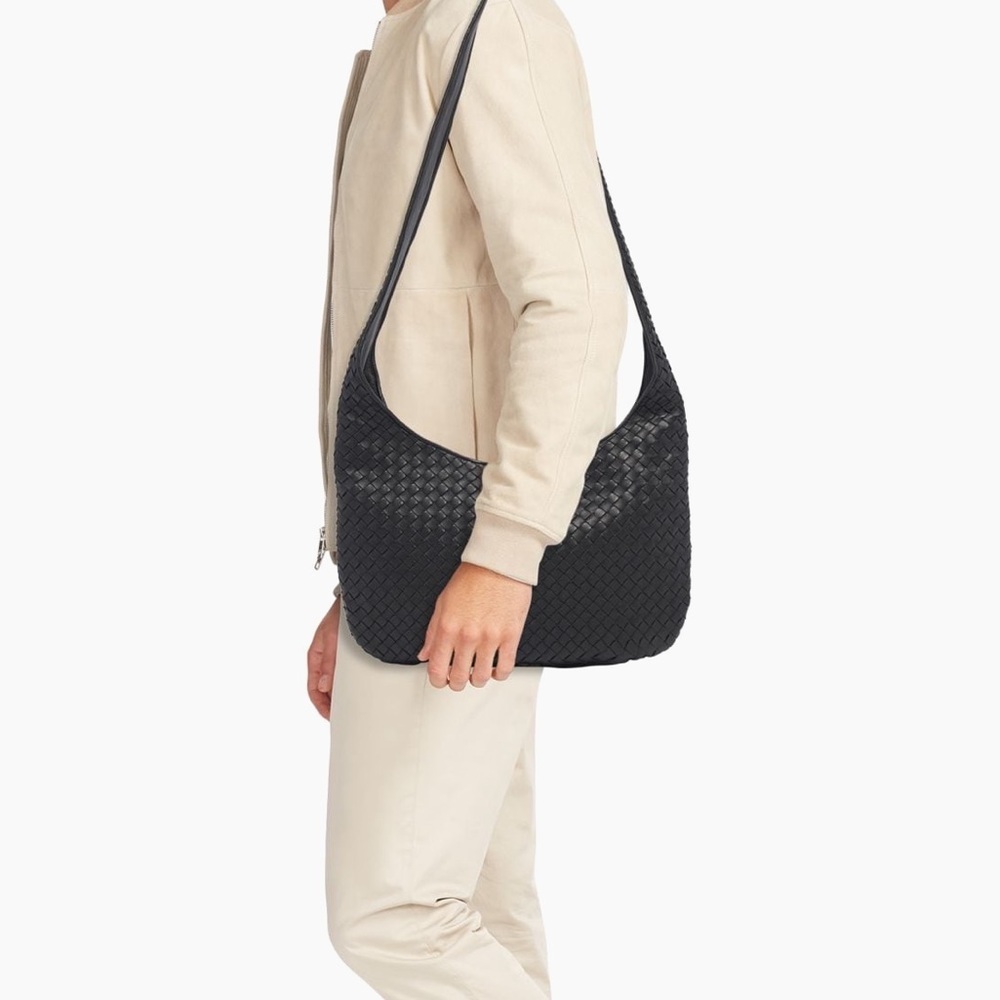 Bottega Veneta
Intrecciato Crossbody Bag - Picture 2 of 6